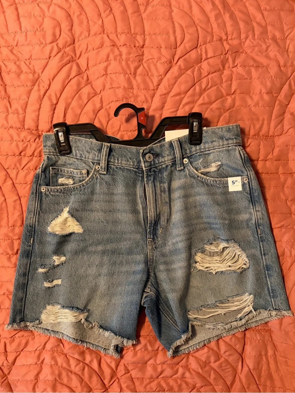 Arizona Jean Co Distressed Denim Long Shorts Size 7 NWT 5” Inseam